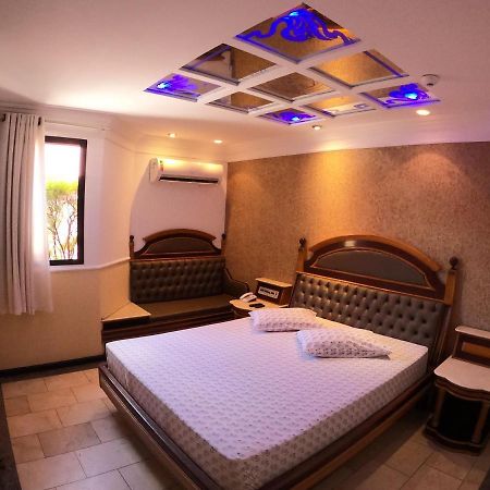Motel Villa Di Roma (Adults Only) 과루자 외부 사진